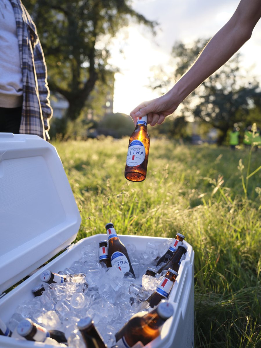 Grey Eagle Distributors (@greyeagledist) on Twitter photo Looking for a great-tasting beer without all the calories? Look no further than <a href="/MichelobULTRA/">Michelob ULTRA</a>. With 95 calories and a crisp refreshing taste, you can get the best of both worlds all in one can (or four 😉) Looking for a great-tasting beer without all the calories? Look no further than <a href="/MichelobULTRA/">Michelob ULTRA</a>. With 95 calories and a crisp refreshing taste, you can get the best of both worlds all in one can (or four 😉)