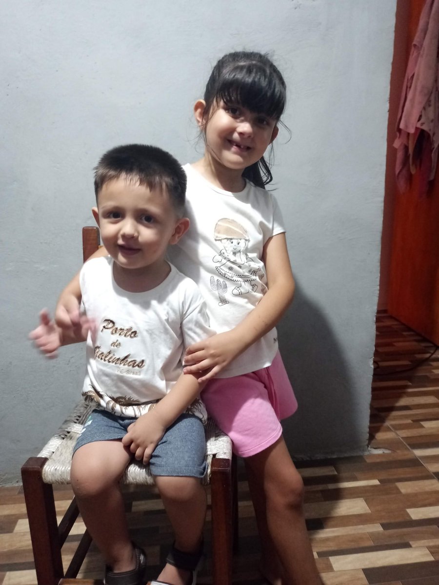 JuhFelten's tweet photo. Meus amados Sofia e  Joao Jimim   🥰 https://t.co/0ucfFVGDrk