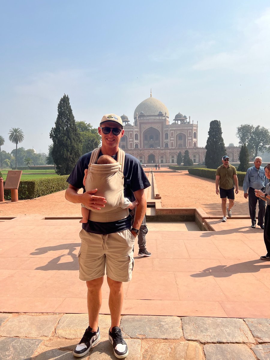 marnus3cricket's tweet photo. Home time 👋✈️

 Thanks for everything India 🇮🇳 https://t.co/tq0LmJlnZz