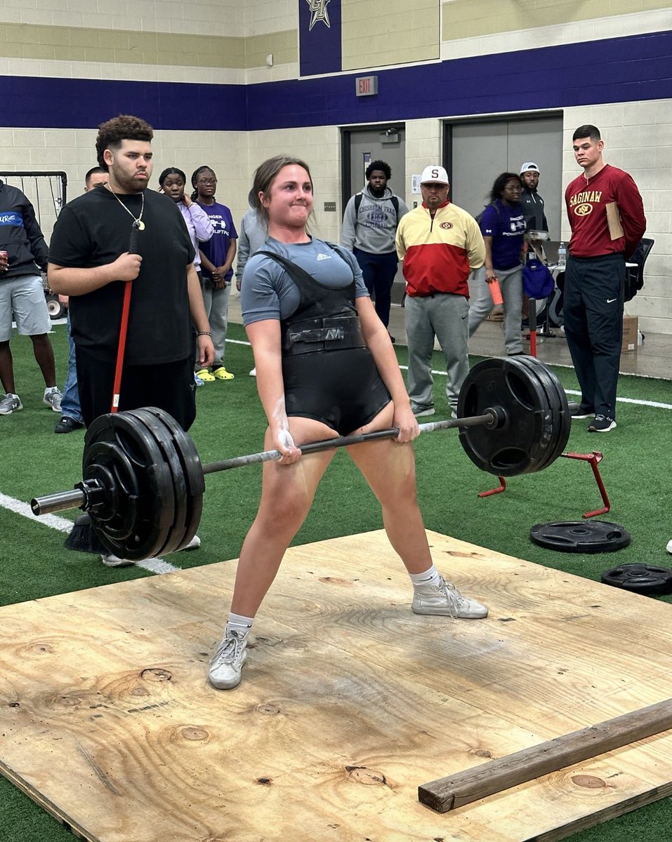 jlo731's tweet photo. My amazing daughter @kay_long29 competed in the @thswpa girlβs state powerlifting meet last week. She has been nominated for athlete of the week. Please help me by voting for her π
#bospower #girlswholift
πͺ https://t.co/vCWVWDWIVa https://t.co/ZqgMLjWBoH