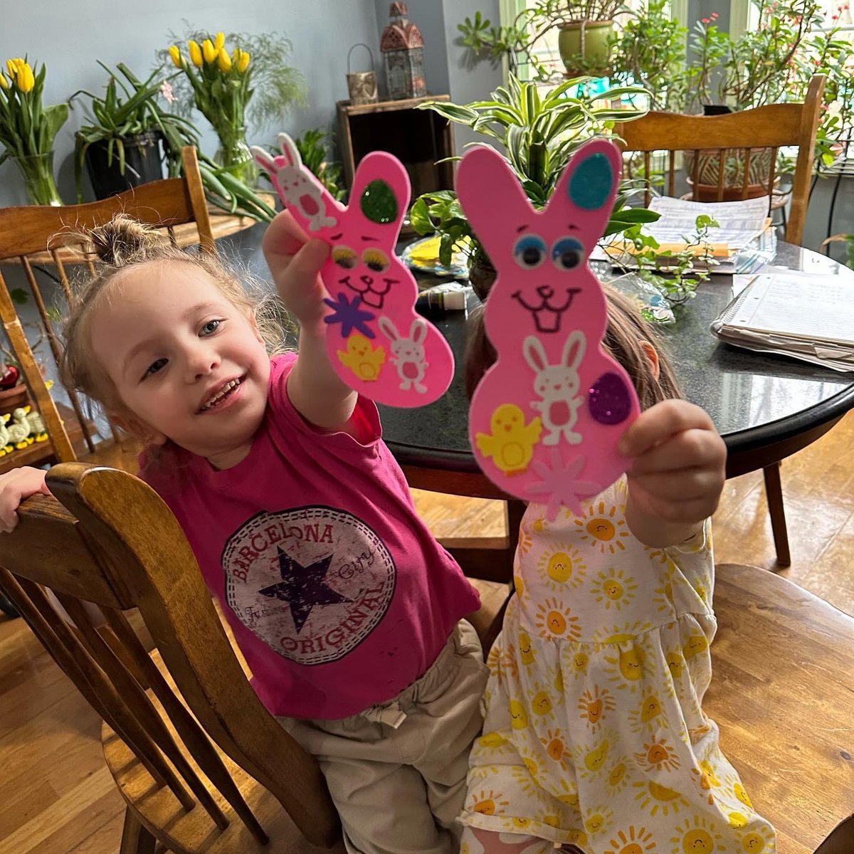 tammychildcare's tweet photo. Happy Spring Everyone! Time for spring themed art projects! π£π°π #daycare #preschool #daycarelearning #education #preschoolwork #preschoolactivities #daycarelife #daycarefun https://t.co/AJ06XfAppY