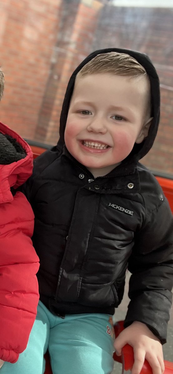 Vickitoria_'s tweet photo. My baby is 4. (Ok over four now lol) but where has the time gone though. 💙 https://t.co/2C2v7Gr23X