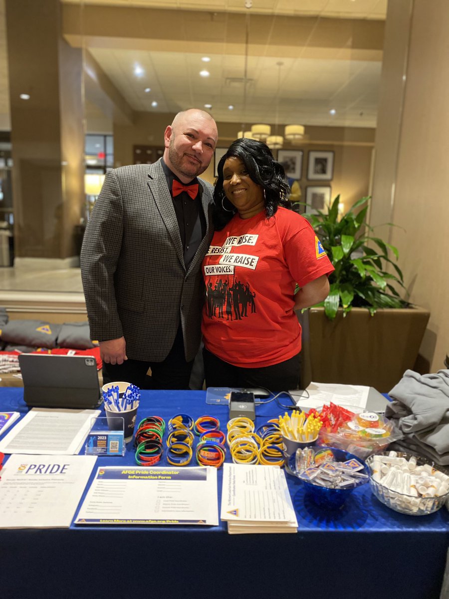 AFGEMilleZU's tweet photo. #Redforfeds @UnionDrip @AFGENational @afgenvac https://t.co/tr3fHBjMK6