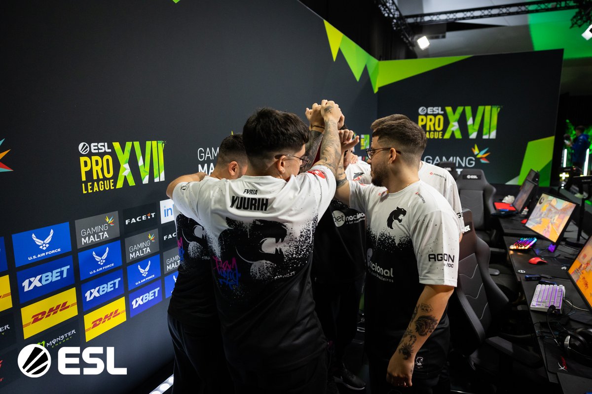 FURIA_USA's tweet photo. Good try guys 🤝
GG FaZe Clan, we fall 0-2 and are out of #ESLPro League S17.
We'll return for the BLAST Showdown next week!
#DIADEFURIA #FURIACS https://t.co/0GVTdAjG46