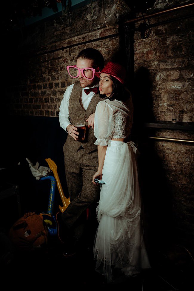 sbdjservices's tweet photo. ꜱᴏᴍᴇ ᴅᴀʏ ʏᴏᴜ ᴡɪʟʟ ꜰɪɴᴅ ᴍᴇ..

I love it when I discover photos from past weddings - especially when they’re this cool ⚡️ 

Check out the blog:
https://t.co/bL0tccidWt

#wedding #weddingphotography #weddingreception https://t.co/pM3RHjgjAz