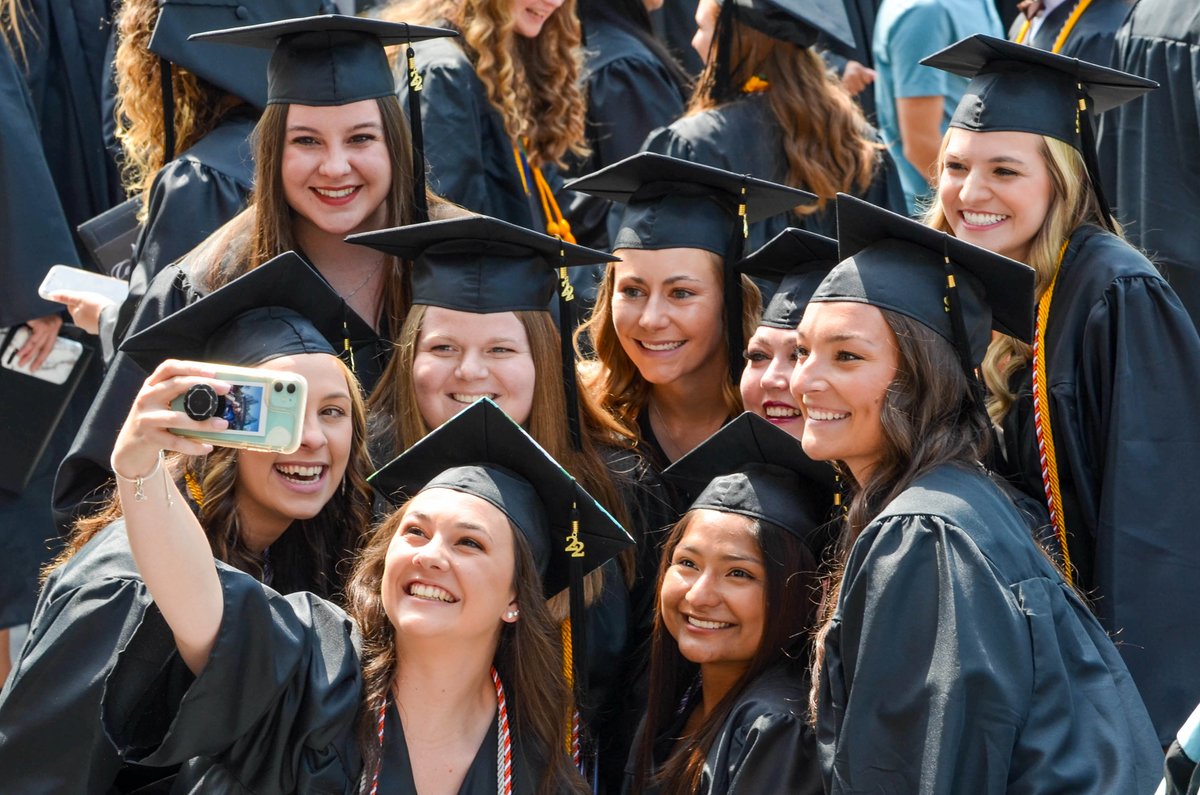 TICUA's tweet photo. Throughout Women's History Month, we celebrate the women at our 34 Tennessee independent colleges and universities.
According to the TICUA Fall 2022 Characteristics Report, 57% of students at Tennessee's independent colleges and universities are women. https://t.co/iGGIe4OOdc