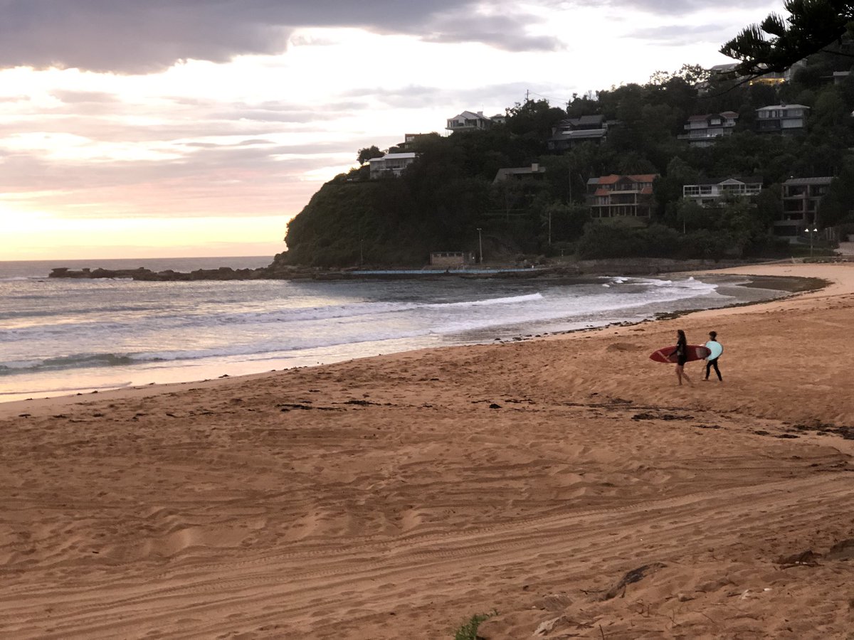 pyrmontvillage's tweet photo. Early Morning dip Palm Beach …..Slight rain ……Perfect…#LoveSydney #Straya #AboriginalAustralia https://t.co/WtKfcyEMoW