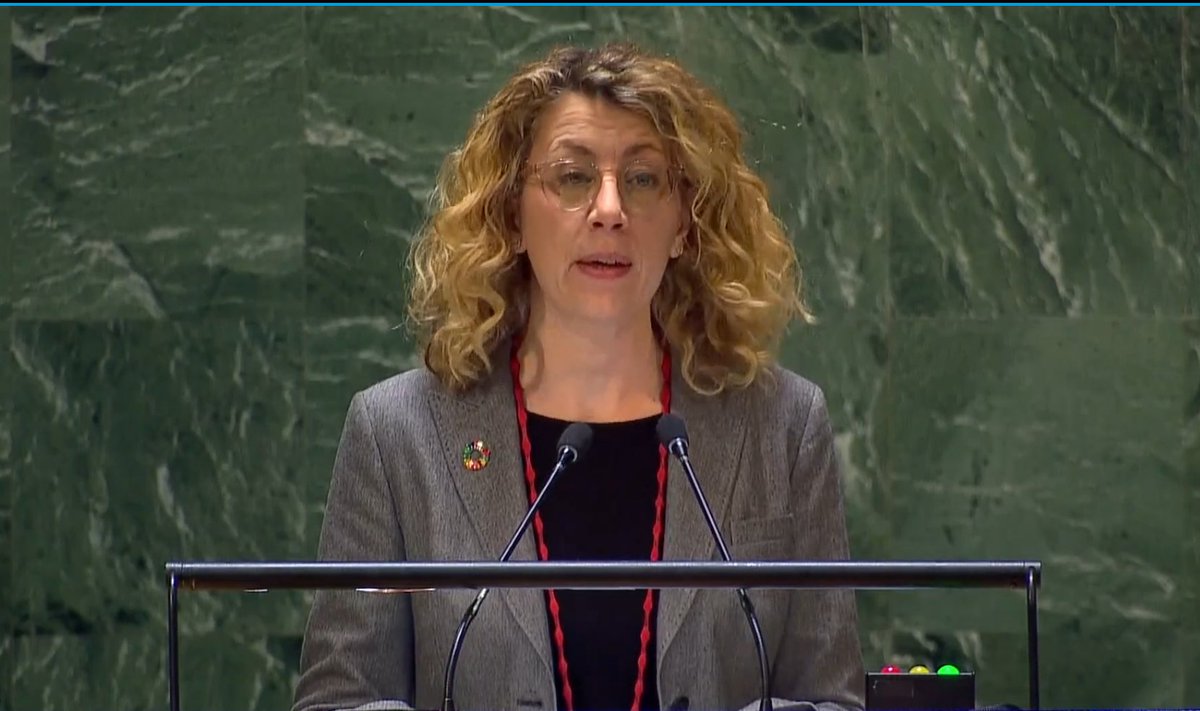 'We need to put #water💧 at the highest level of the global political agenda.'🌍 At @UN_Water conference, Minister @WelfringJoelle underlined the need to collaborate on water issues at all levels & in all sectors, in line with an inclusive, coherent & #HumanRights-based approach