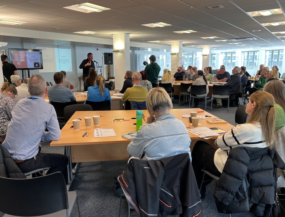 WeAreHumanTooUK's tweet photo. Massive thank you to everyone that has supported our team in the planning & delivery of today’s #BuildCommunityCapacityNow event 🙌 A real sense that all the hard work by self-advocates/allies has built a real foundation for future change 🤗 Our #SupportingOurCommunity thread: https://t.co/MR8u5bN5Ow