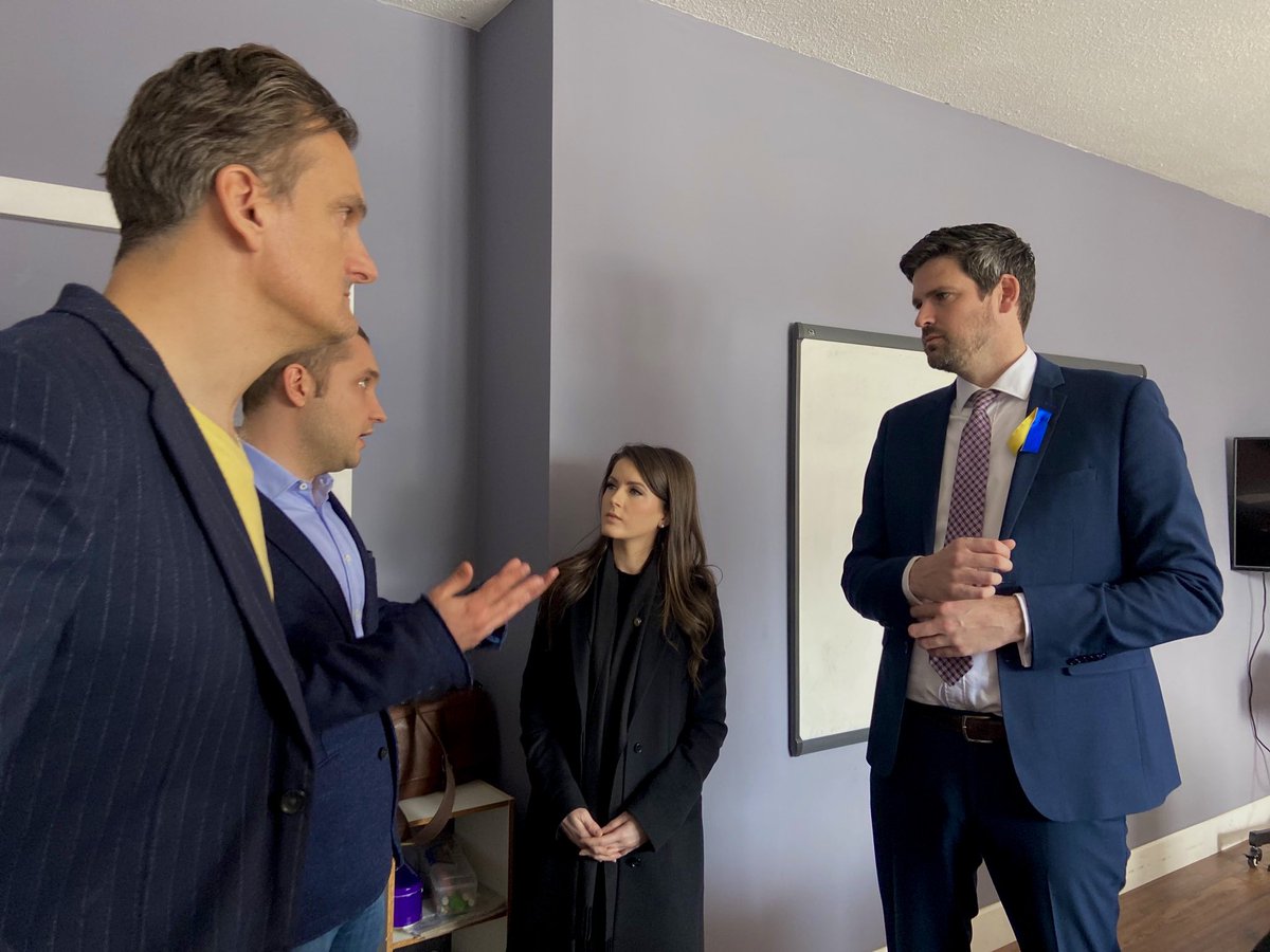 SeanFraserMP's tweet photo. Le Canada étend le programme CUAET.

Alors que la guerre d'agression de Poutine contre l'Ukraine se poursuit, nous continuerons à soutenir les Ukrainiens en leur offrant un refuge au Canada. https://t.co/HynYCTV2uu