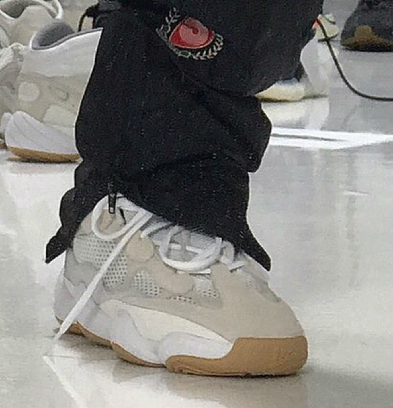 Yeezy 500 shop gum bottom