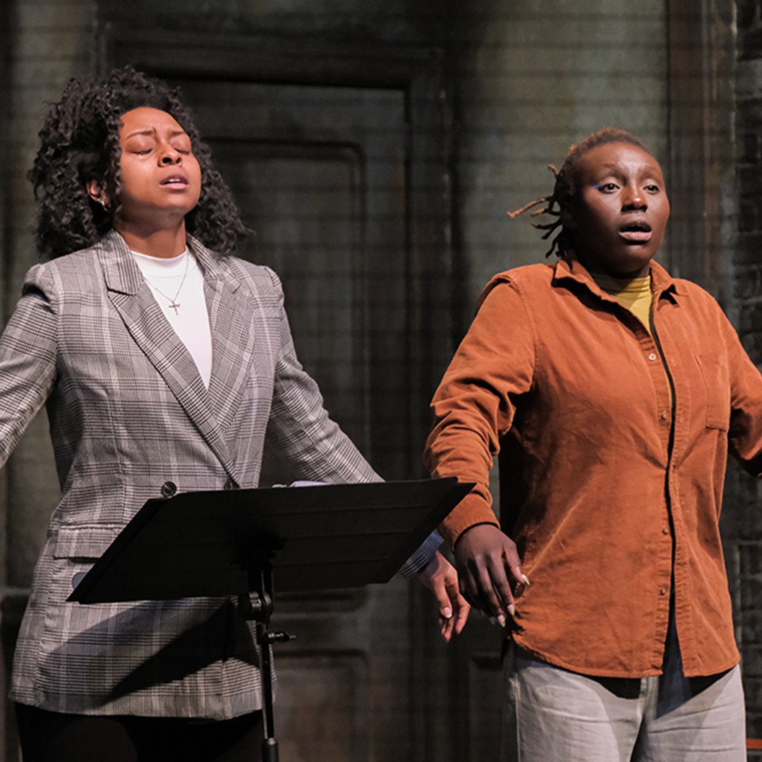 IrishRep's tweet photo. ☘️ We welcomed our four playwrights, CN Smith, Felispeaks, Jade Jordan, and Kwaku Fortune, along with our co-collaborators Fishamble and mentor Dael Orlandersmith to our stage on Monday and Tuesday this week.☘️

@Fishamble @FELISPEAKS @j_jordan88 @KwakuFortune https://t.co/SqAKl12Pvz