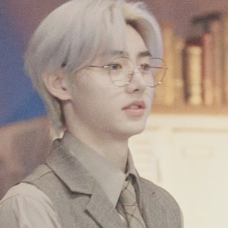 kai_skys's tweet photo. "Love you, F*ck you"

— a sunsun 🔞 au where in, Saxe (sn) and Leon (sh) both very attractive lads that everyone is fond to, but neither are attracted to one another... or are they? https://t.co/f6H6YQXv45