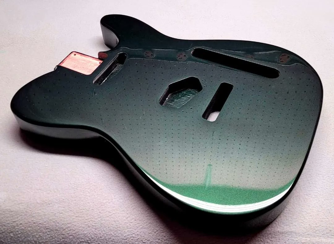 GuitarPaintGuys's tweet photo. Midnight Envy Pearl - Shipping out!

https://t.co/HoixSpnfbT 

#GuitarPaintGuys #guitarpainting #guitar #luthier #music #rocknroll https://t.co/ZIvqJ4SxrB