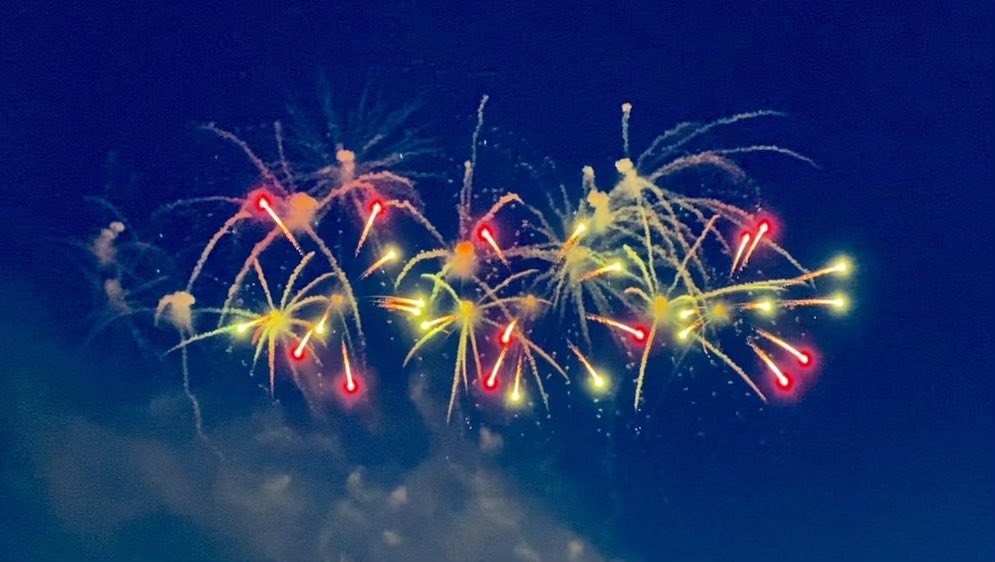 Firemagic_uk's tweet photo. Working on new effects and colours for 2023 https://t.co/Uq8GyVmHpd