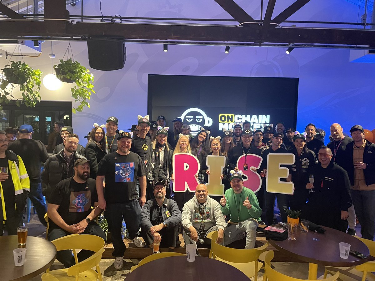 OnChainMonkey's tweet photo. There’s nothing like real-life human connections. 

Seeing the @OnChainMonkey community come together IRL reminds us all that we are a part of something greater than ourselves ✨ 

Our core values are bringing together some of the best people on the planet 🧡

!RISE ⚡️ https://t.co/XBnZvDsQvJ