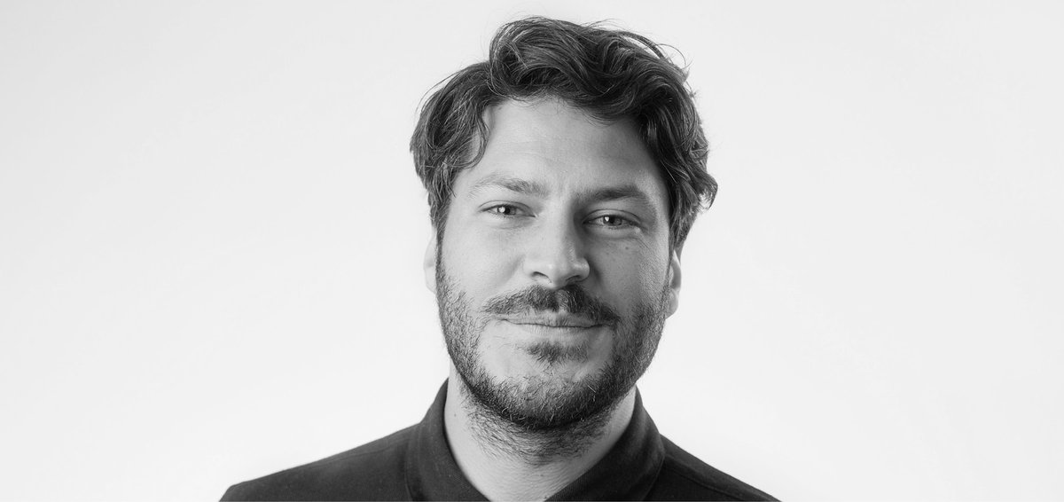 TransformEvents's tweet photo. The winner of the Transform Awards ‘Creative director of the year’ is the wonderful … Rich Rhodes from @someones_tweet – a big well done! #TransformAwards https://t.co/N40svWLa50