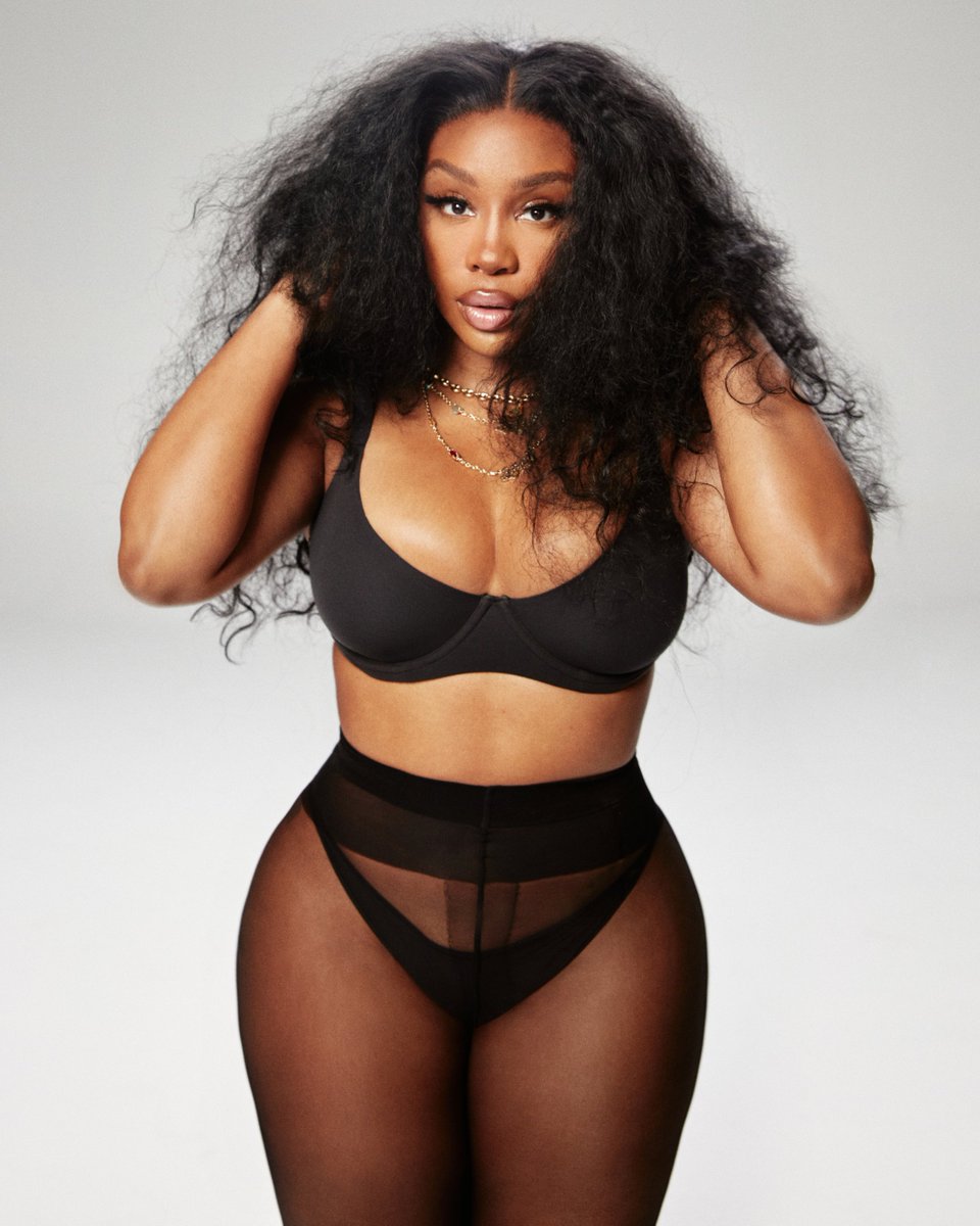 skims's tweet photo. Buttery-smooth solutions with incredible stretch.

Get the @SZA-approved SKIMS staples now: https://t.co/WJUVny7DPZ https://t.co/zbyyo4v4wv