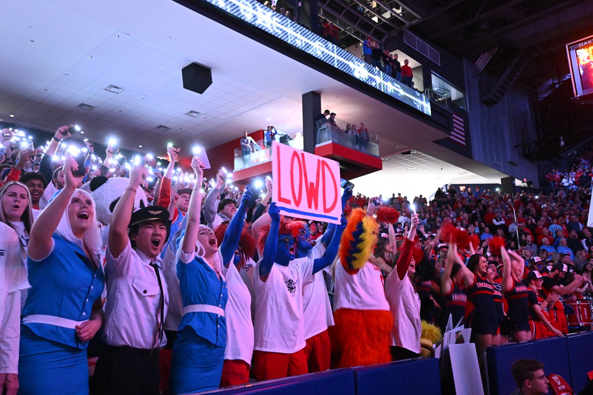 DaytonMBB's tweet photo. There is nothing like Gameday at UD Arena ✈️🏀

#GoFlyers // @DaytonMBB https://t.co/bII8aHrykf