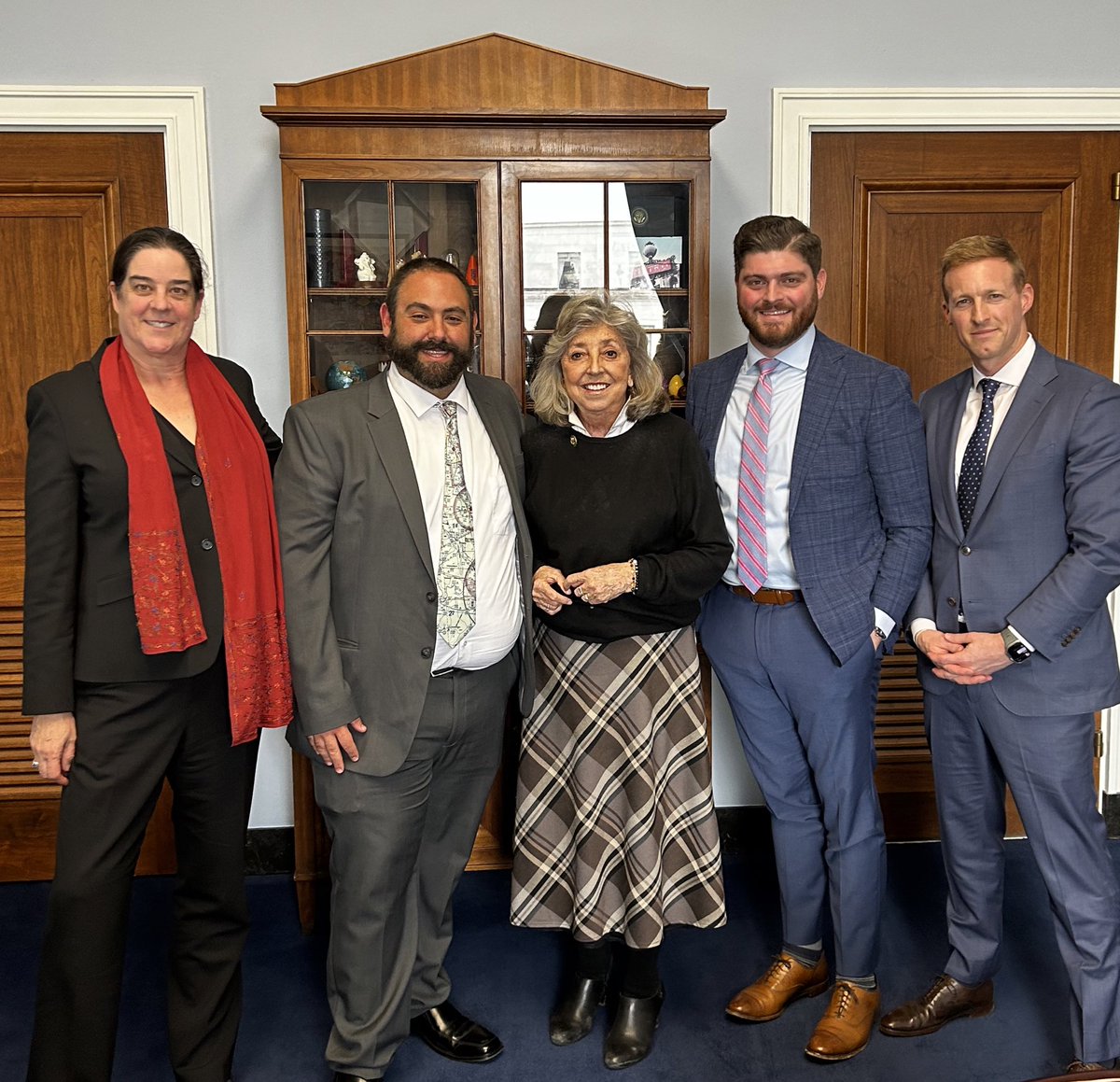 Michael Robbins tweet media