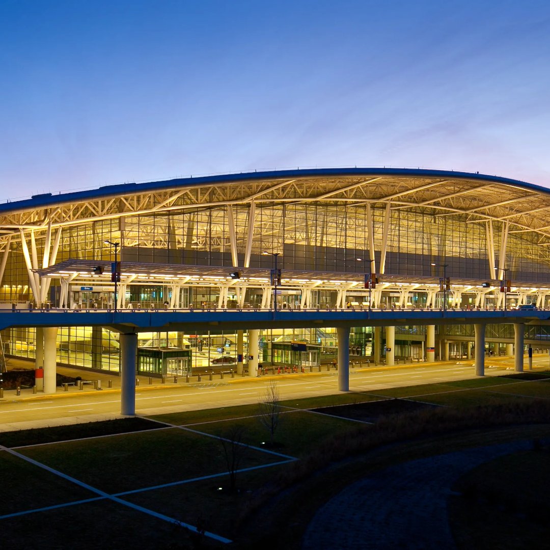HydrelLighting's tweet photo. 4750L #linearfloodlights undergo rigorous testing to ensure they provide proper illumination in all weather conditions, helping airports like the #Indianapolis #Airport maintain good visibility for visitors and travelers. #outdoorlighting #lightingdesigner #hydrelcelebrates https://t.co/w4OFq1thZd