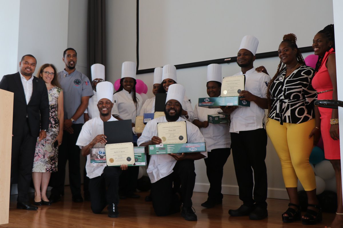 UNITEHERE_SoFla's tweet image. Congratulations to the  Hospitality Employees Advancement &amp;amp; Training (HEAT) graduating class Cohort 7. 

Thank you Commissioner @KeonHardemon for your support!

Students completed a culinary training program and are now ready to use those skills in Miami’s hospitality industry.