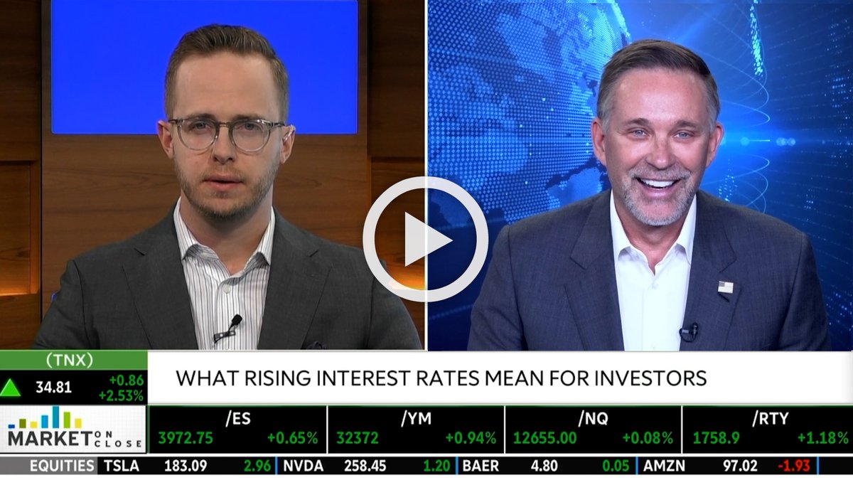 MatsonMoney's tweet photo. Is there a light at the end of the tunnel or is this crisis starting to unfold? Watch the clip to see what Mark Matson has to say for lessons to investors by understanding the risk characteristics of their own portfolios. https://t.co/331UvQ6pGh #investingscience #matsonmoney https://t.co/ShBsV9l7mc