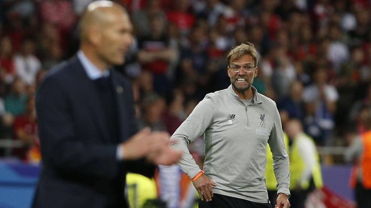 🗣️JURGEN KLOPP: "Es mas fácil remontar al Barcelona que al Real Madrid; porque el Real Madrid es el mejor equipo de la historia del futbol y el Barcelona solo ellos se creen los mejores del mundo".

Klopp es más madridista que Santiago Bernabéu.