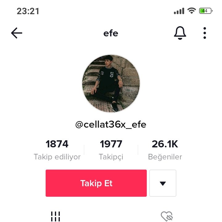 Bu çocuğu hatırlıyormusunuz bir kızla arkadaş olduğu için çok linçetmştiniz :)