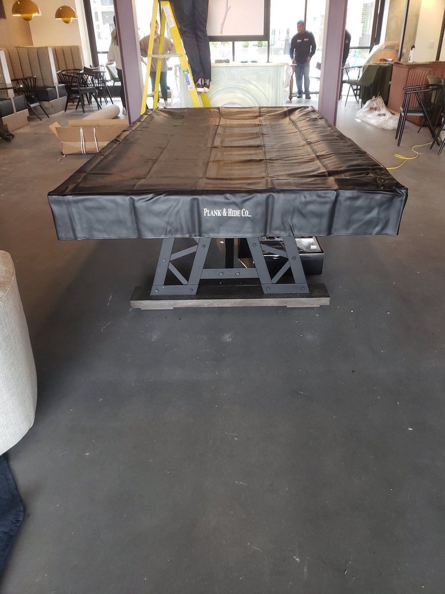 ProBilliards1's tweet photo. 8' Blacksmith #PoolTable by Plank and Hide 3pc slate table w/ Black Felt. Its solid oak construction is washed with a charcoal finish for a look that’s modern and industrial. 
Professionally Delivered and Installed today in Atlanta GA. #ThePoolTableGuy 🎱
#RackemUp #Billiards https://t.co/lozpcCUlIe