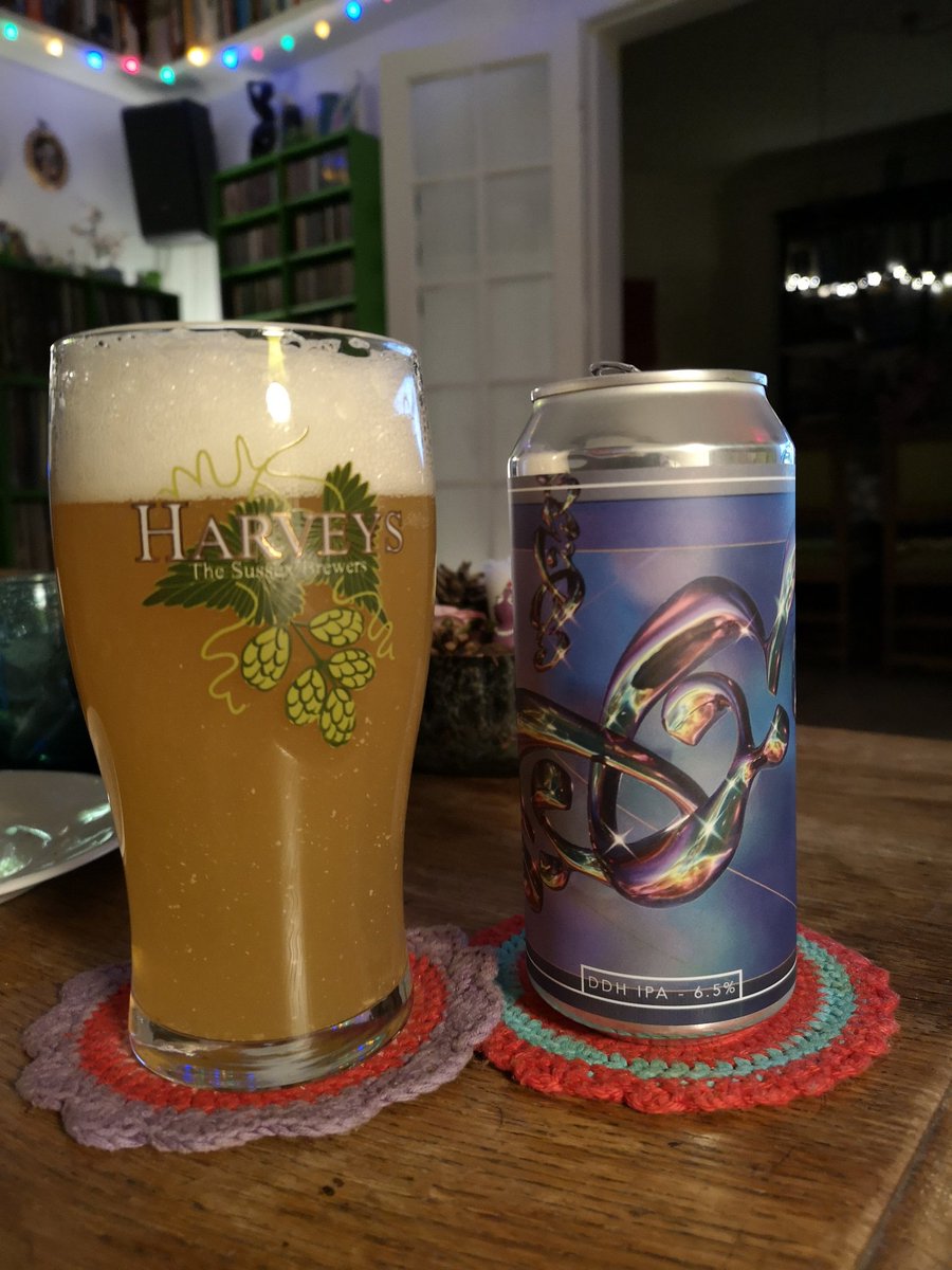 NielsAnderzen's tweet photo. Cheers everybody! #MidweekDrinking https://t.co/uXcZoK5ZNh