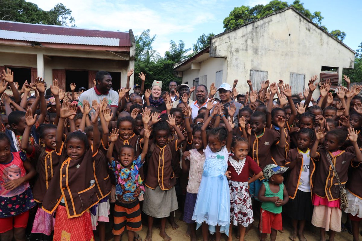 1/4

A joint visit w/ @NorvegeAmbMDG is currently underway in Fitovinany region, to assess progress on projects on #Health, #Education & #Nutrition funded by @NorwayMFA & implemented by @UNFPA, @PamMadagascar & @ILOAntananarivo. 

#LeaveNoOneBehind
#PartnershipForTheGoals