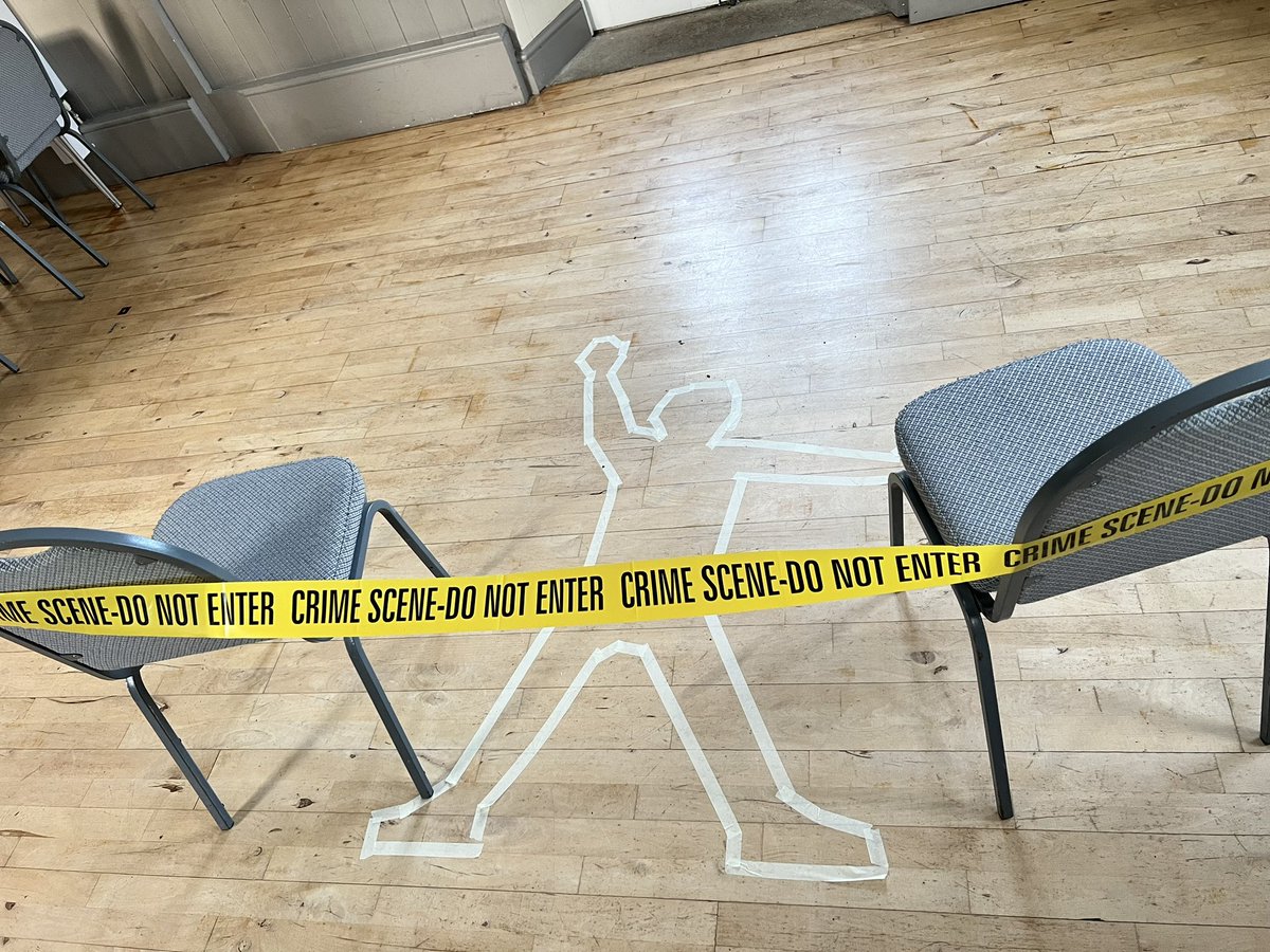 1stHelmsley's tweet photo. Our #Beaver and #Cub leaders and young leaders had a fantastic evening with the beavers and cubs joint session learning about CSIs, Forensic Science and fingerprints.
Massive thank you to Hayley from The Forensic Experience for an amazing session.
#leadershavingfun https://t.co/pamgSO6xoO