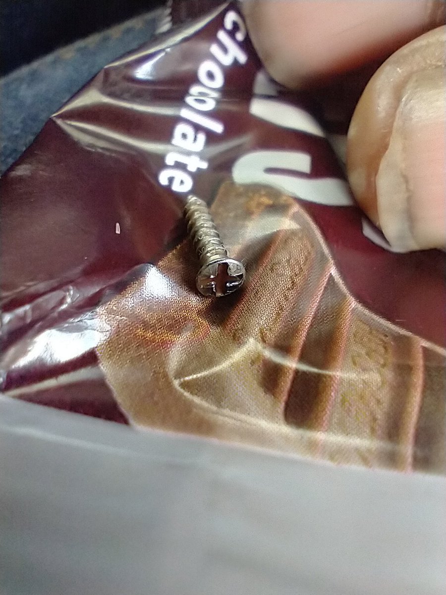 uneeda420's tweet photo. @Hersheys I bit into a mini heresy bar and second upon letting the chocolate melt in my mouth, to my surprise a small screw was in my mouth. No screws were in my mouth before eating  the candy. https://t.co/X3IkeGra6c