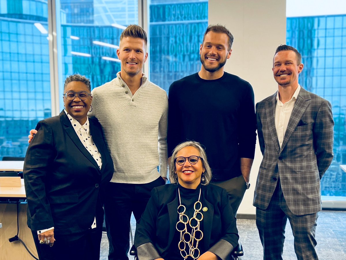 MatthewSerafin's tweet photo. Last week, I attended @RepRobinKelly’s LGBTQ+ Task Force Meeting on sports inclusivity &amp; mental health. The phenomenal panel included @TheChrisMosier, @EricLueshen and Colton Underwood, moderated by @PrideActionTank’s Kim Hunt. Thank you for organizing, @RobinLynneKelly! 🏳️‍🌈🏳️‍⚧️ https://t.co/J4TC1XC6qT
