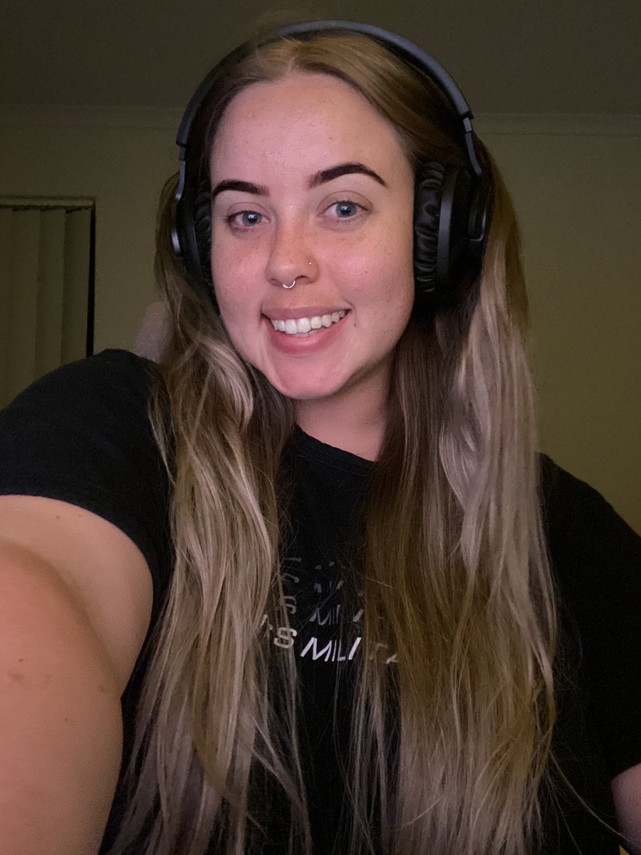 HigginsGeorgie's tweet photo. 🎧🎮👾 https://t.co/74cOCHnpG5