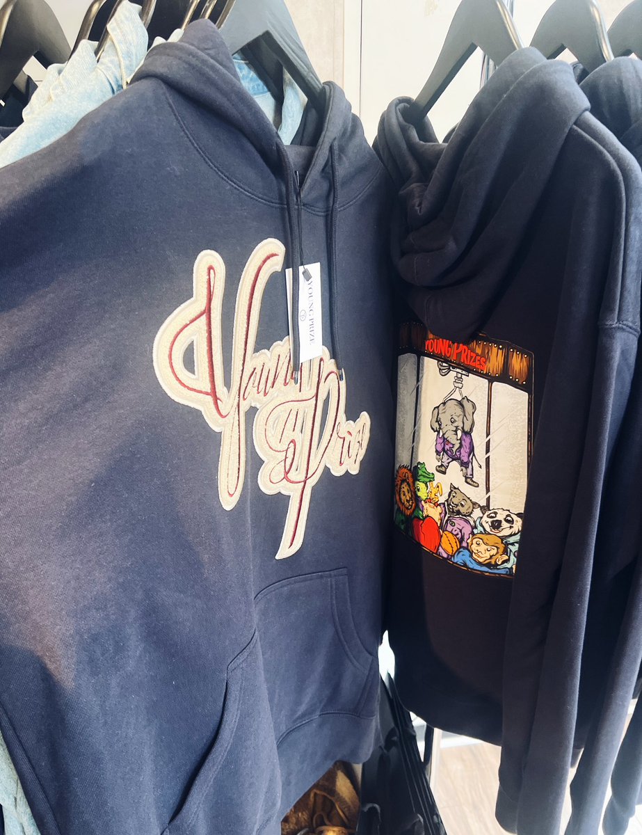 youngxprize's tweet photo. “Young Prize” Elite Heavyweight Hoodie 
https://t.co/t97mrdOPNY
#YNGPRZ🐘🏅 https://t.co/oVW7bUtOK9