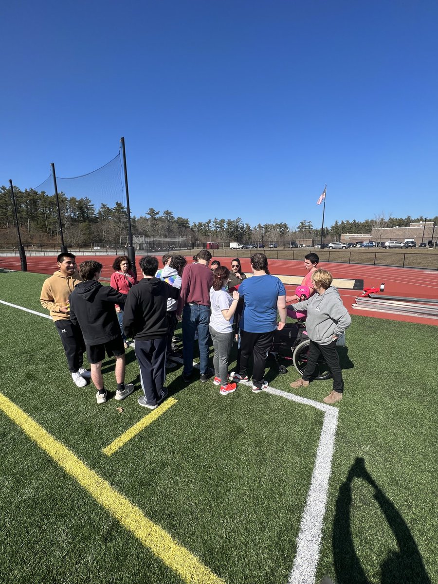 CMHS_Unified's tweet photo. Couldn’t have asked for a better first day of Unified Track and Field. Thank you for everyone who came to practice today, we had a great turn out! https://t.co/R4SjsZxhxH