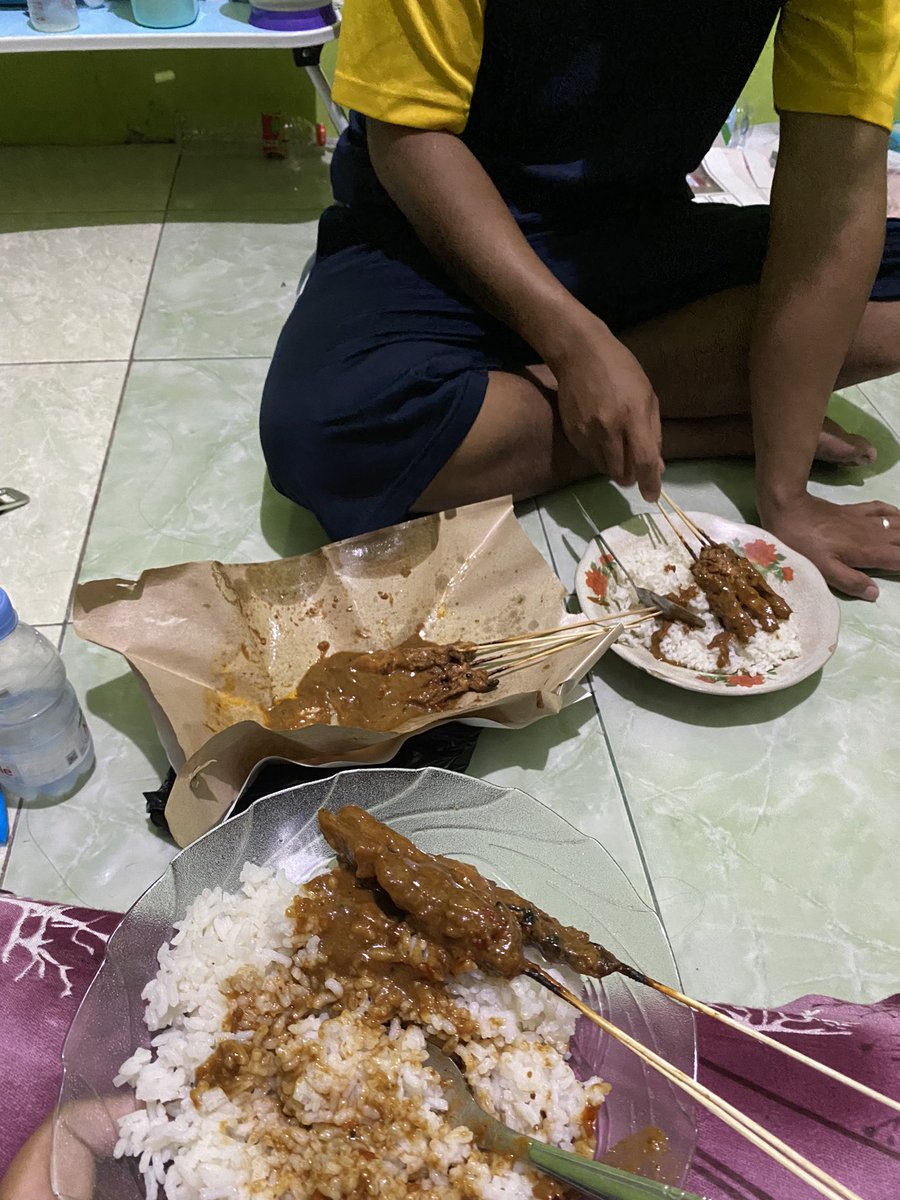 Putri_Anggn's tweet photo. Sahur H 1 😇 https://t.co/1oi58qV6q6