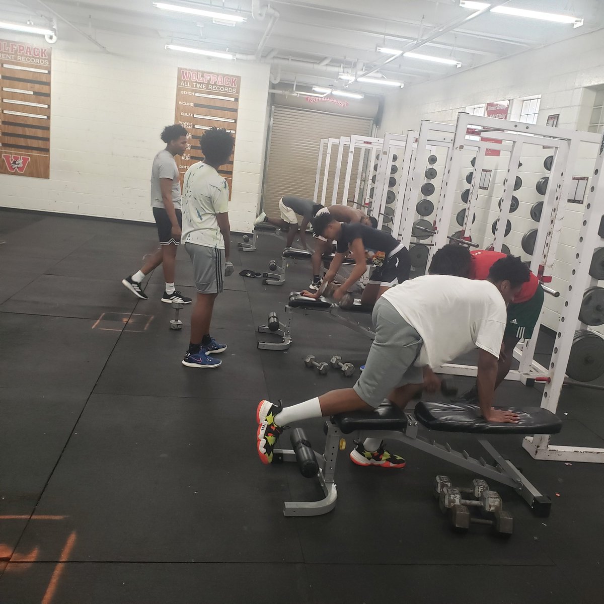 Woodland Wolfpack Hoops tweet media