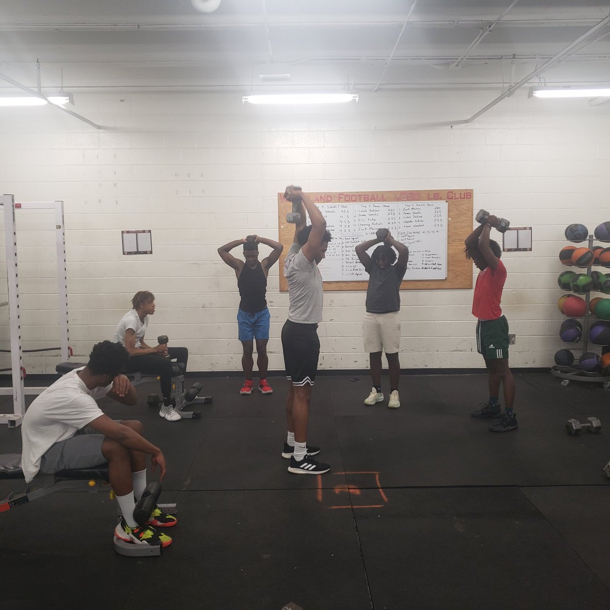 Woodland Wolfpack Hoops tweet media