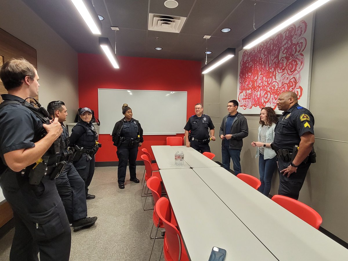 It's always a great feeling to be able to thank those that support us. Thank you David and Vivian from <a href="/Target/">Target</a> for all your support!

#Thankful #TARGET #Partnership #CommunityEngagement