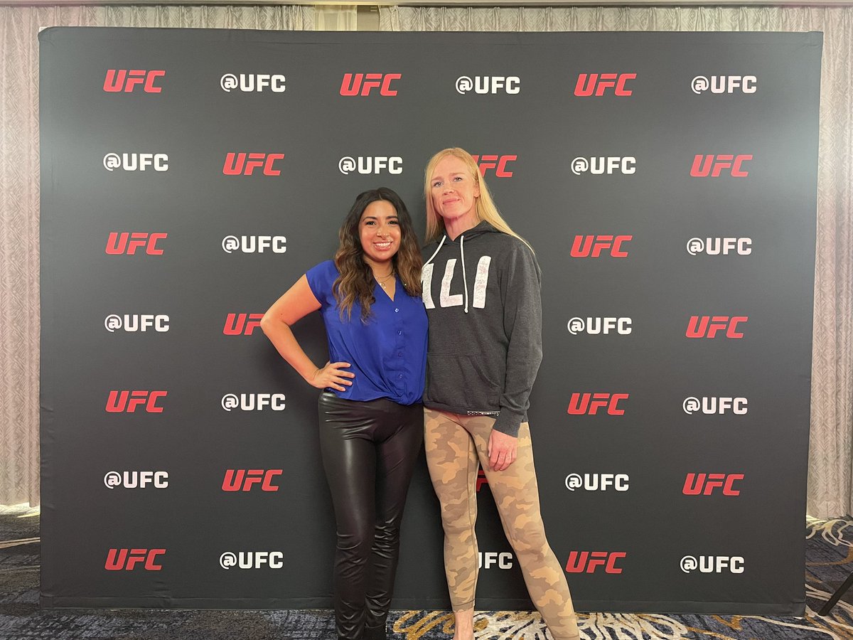 CTtheMicSlayer's tweet photo. Had a great interview with the Preachers Daughter @HollyHolm! Her co-main event against Yana Santos is Saturday for #UFCFightNight in San Antonio this weekend March 25th! Ty for the dope setup @gylonj and the #VodPodMedia team! 

Interviewing dropping soon! #UFC #FightNight #CoMain special thank you to @blurbsmithblots , Amzi, @AlibiBarGuy , and @DABartonek !

League of her own tonight 6:45 PM!