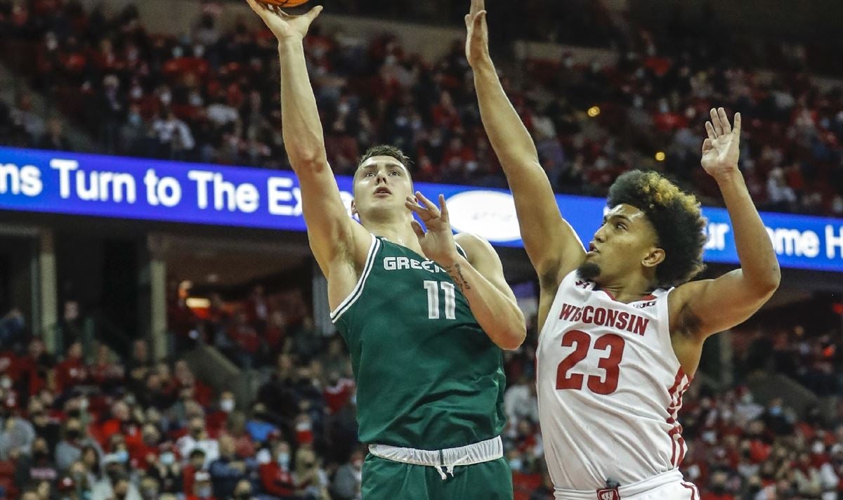 Evan_Flood's tweet photo. Green Bay sophomore forward Cade Meyer has entered the transfer portal.

Averaged 10.5 points, 5.0 rebounds per game while shooting 56.8 percent from the field. https://t.co/Bz8b8TuXlp