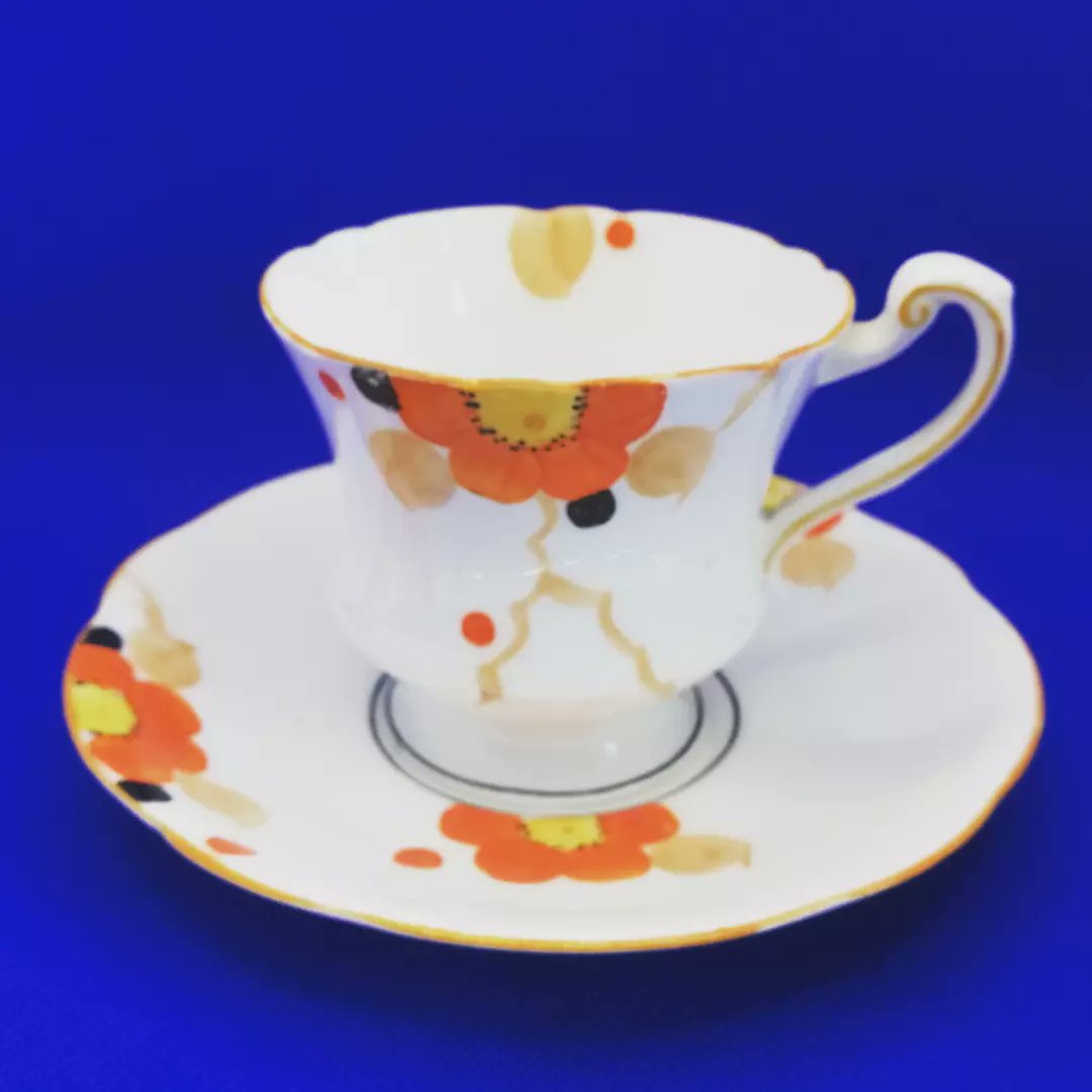 Star Paragon orange tea cup and saucer. A great gift for a real lover . 
#shopvintage #vintageshowandsell