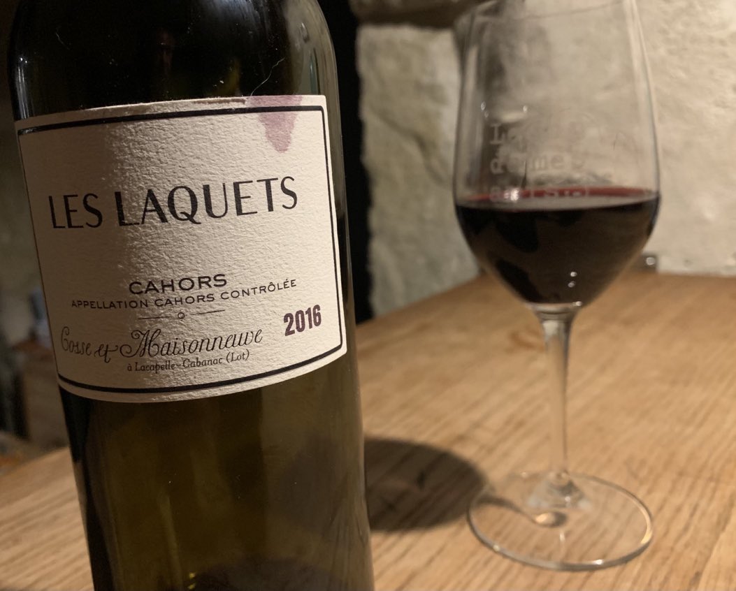 laurentbazin's tweet photo. #Malbec, poivre, fumé et pure violette. Un grand de #Cahors à quatre mains ! 

#CosseEtMaisonneuve #BiodeBio #BioetBon 🍷 https://t.co/ydNMO0Ootr