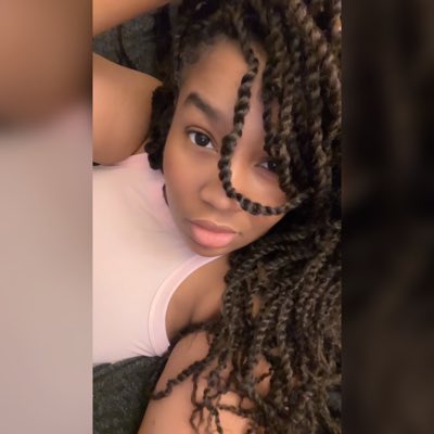 emoniiiee's tweet photo. #NewProfilePic https://t.co/8G5uUJzGR5