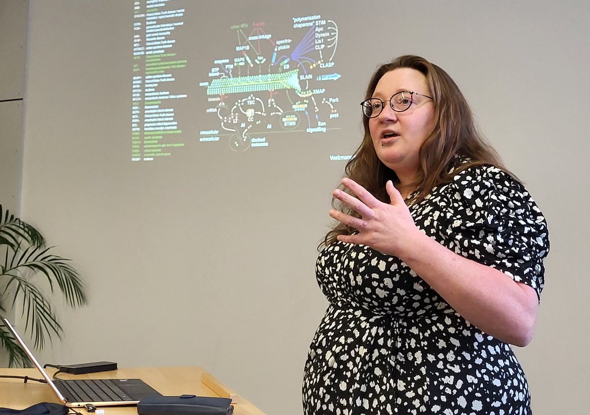 lab_mass's tweet photo. Fantastic talk @limes_wis seminar by @IHahnlab about local axon homeostasis! Great to see a @LIMES_Bonn alumna heading her lab @BiologyatYork @YBRI_UoY https://t.co/IXceUpcUQJ