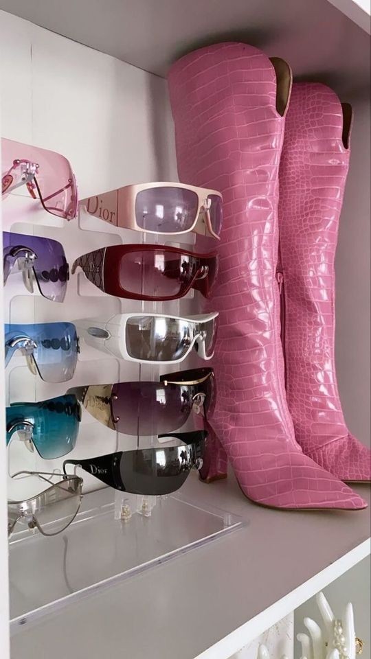 ibdudu's tweet image. ⌕: #collegetwt | #studytwt | #fashiontwt | #modatwt

    •2004' • she/her + ⚢︎
    •fashion student
    •english (B1) esp (A1)

📌: ter uma rotina produtiva e obter boas notas na faculdade 

♡=artes, corinthians, livros, tasha&amp;amp;trecie, espiritualidade