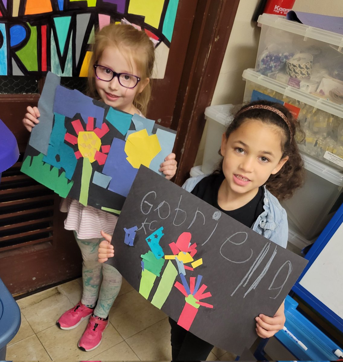 steam_TVLS's tweet photo. Kindergarten is learning about the art of collage and then making their own.
#wearetuskyvalley
@TVTrojans https://t.co/zhn2SwkOzJ